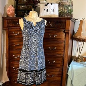 WHBM - blue/ black/ white design dress with notch neckline- like new -size small
